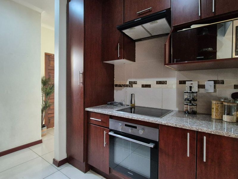 3-Bedroom Home For Sale in Summerfields Estate, Kosmosdal - Photo 5