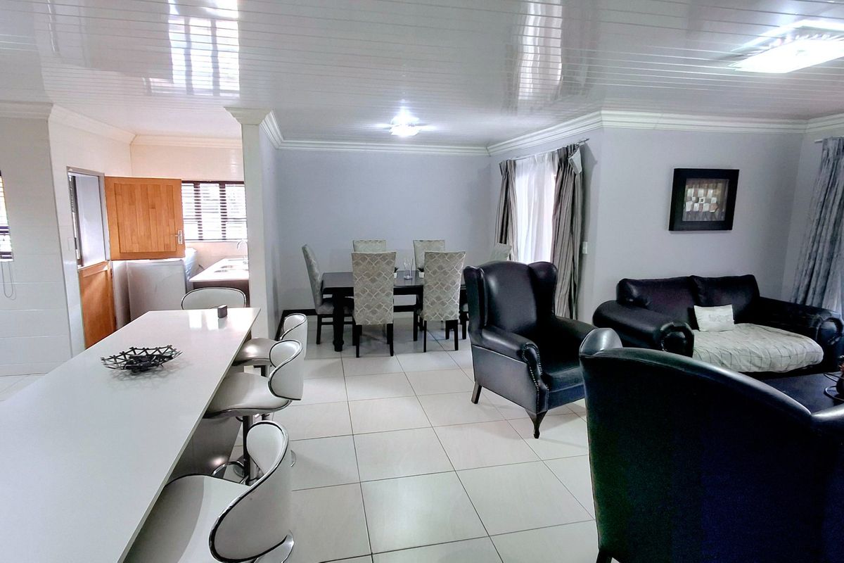 Modern 3-Bedroom Home for Sale Near Schools, Medical Facilities & Shopping Centers - Photo 3