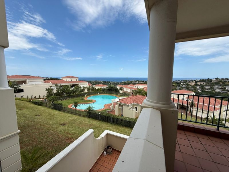 For Sale in La Lucia, Stepless two bedroom luxury apartment with amazing sea views. - Photo 8