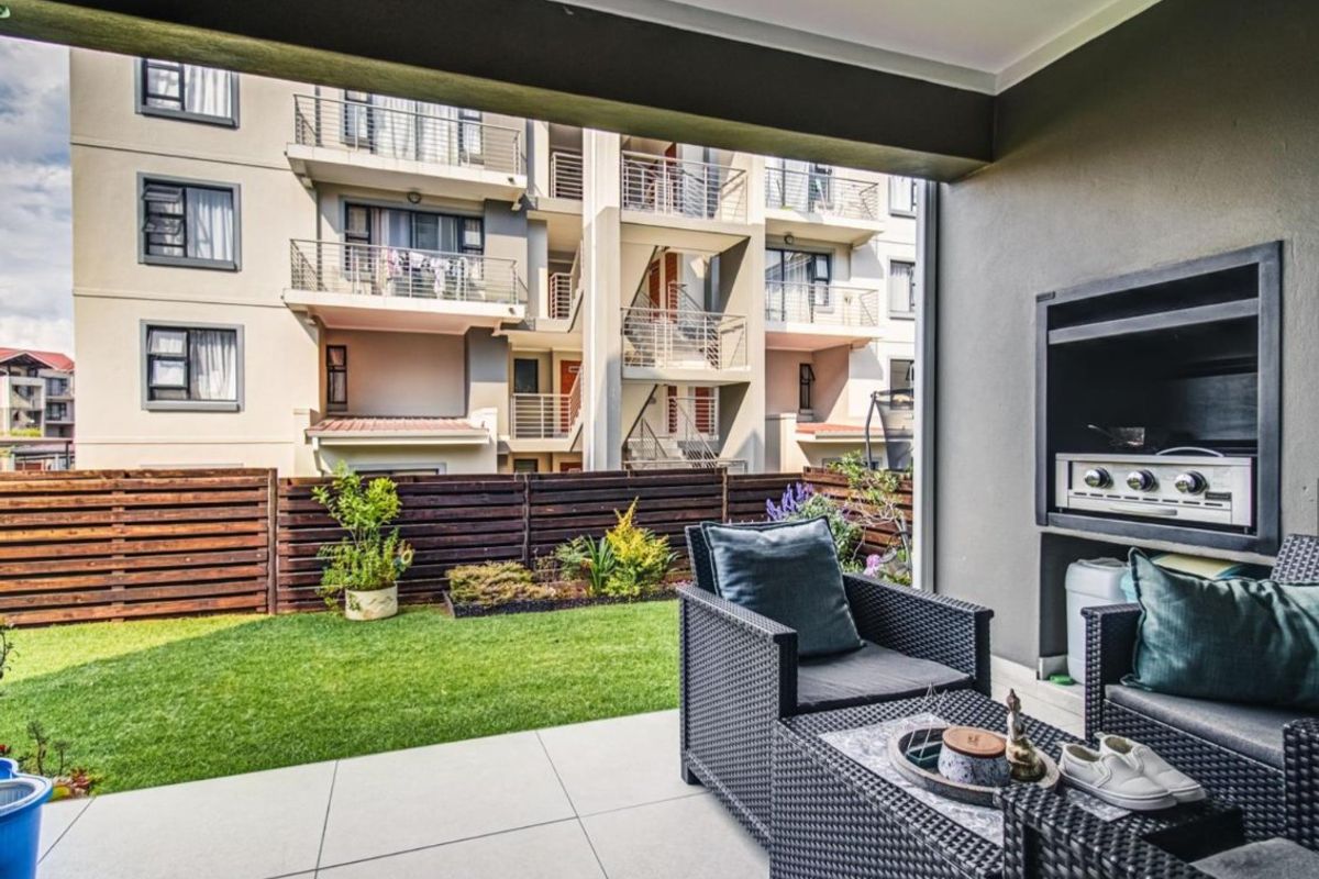 Take a look at this beautiful home and everything it has to offer. - Photo 3