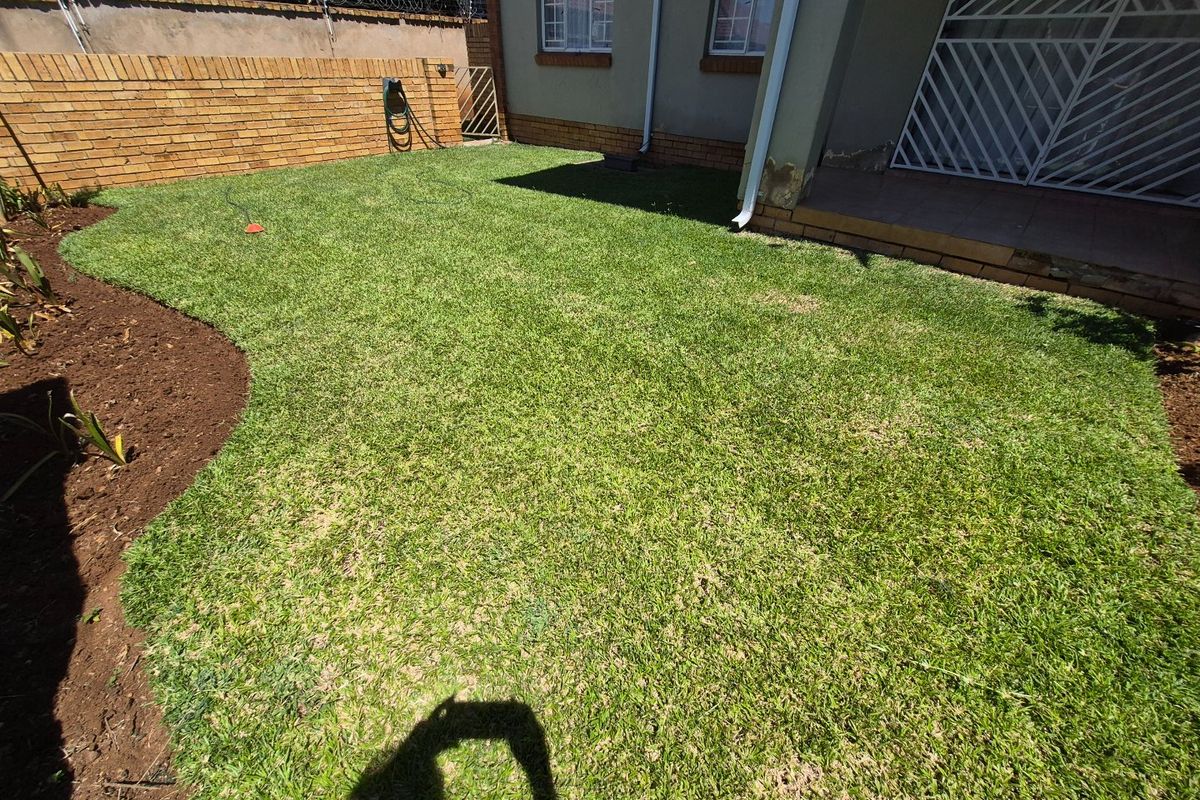 Spacious Apartment Near Montana Hospital - Photo 2