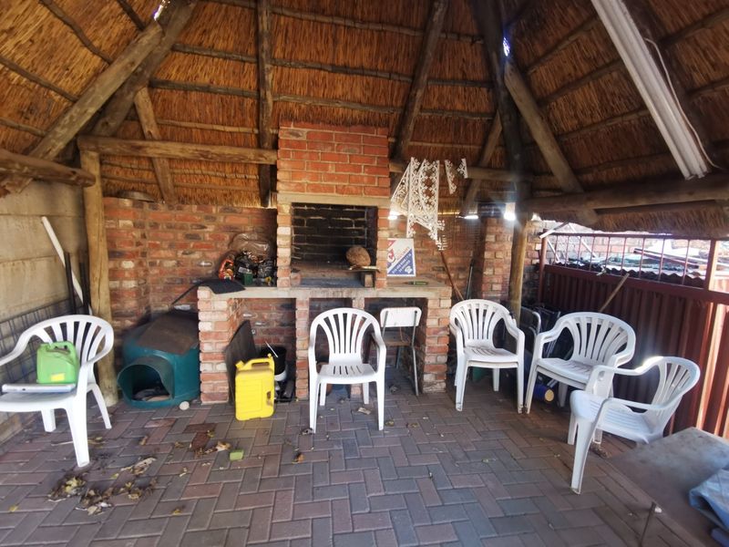 3 Properties For Sale in Collerville - Photo 6