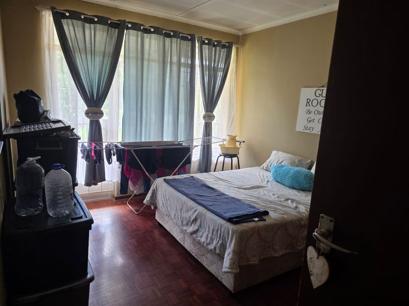 Prime Investment Alert: Spacious Apartment Block for Sale - Photo 6