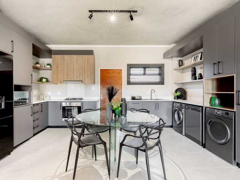 2 Bedroom Townhouse for Sale in Rietvalleirand - DIRECT FROM DEVELOPER - Photo 5