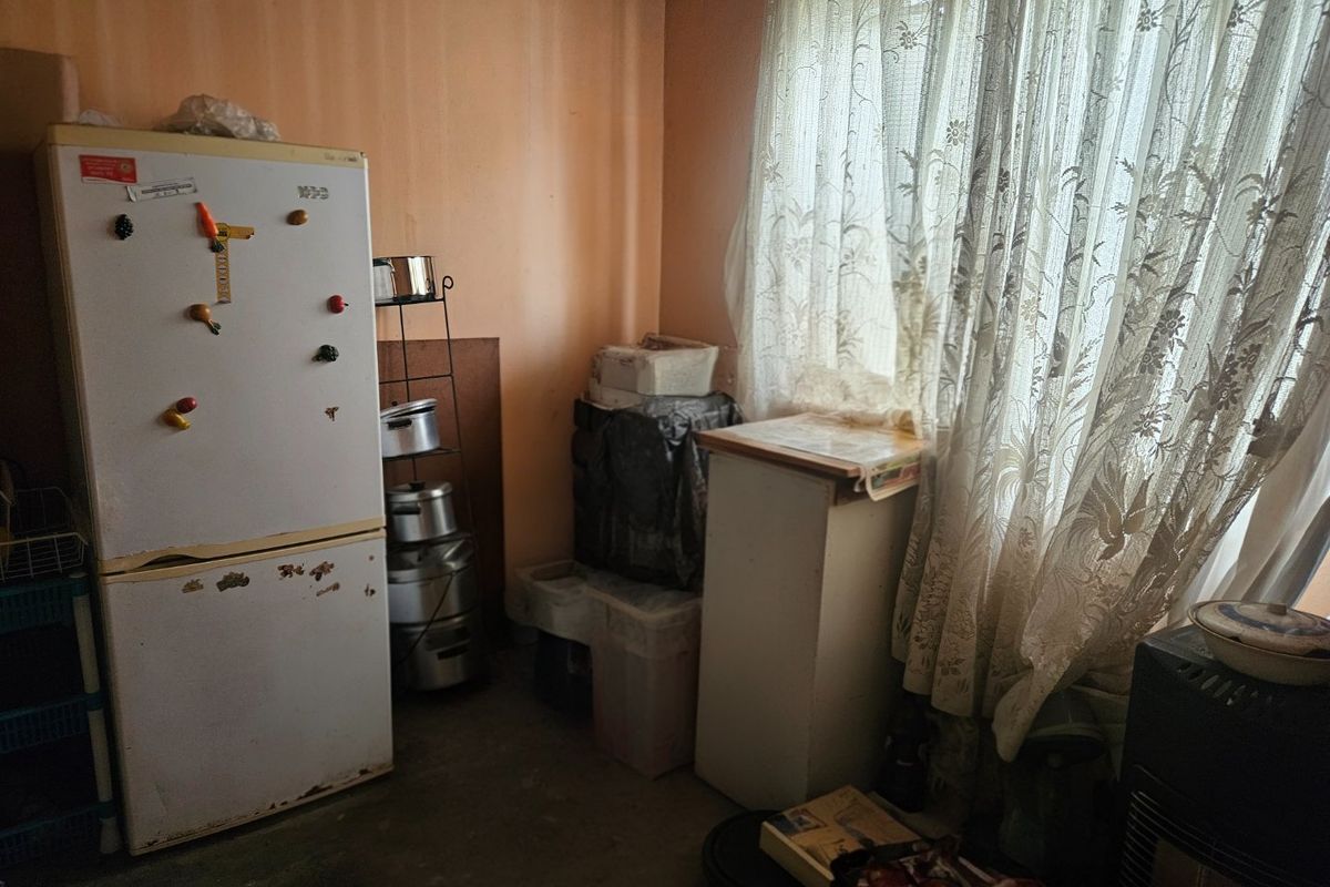 3 BEDROOM HOUSE FOR SALE - Photo 2