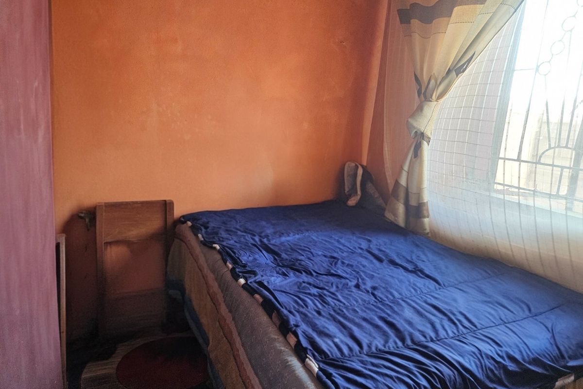 3 BEDROOM HOUSE FOR SALE - Photo 4