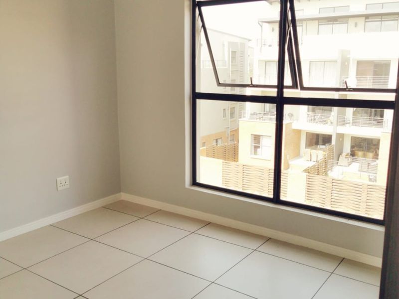 1 Bedroom Apartment / Flat for Sale in The William Estate - Photo 4