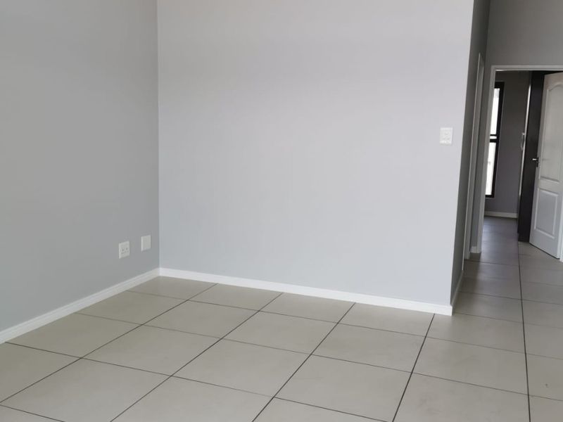 1 Bedroom Apartment / Flat for Sale in The William Estate - Photo 7