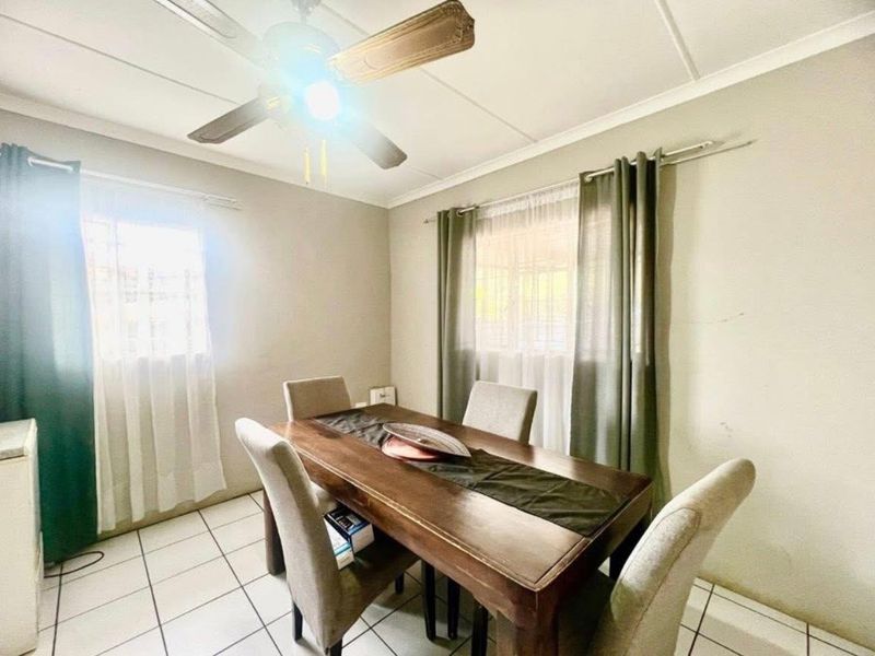 Well maintained Family Home with income Generating Flatlet, A rare find  - Photo 8