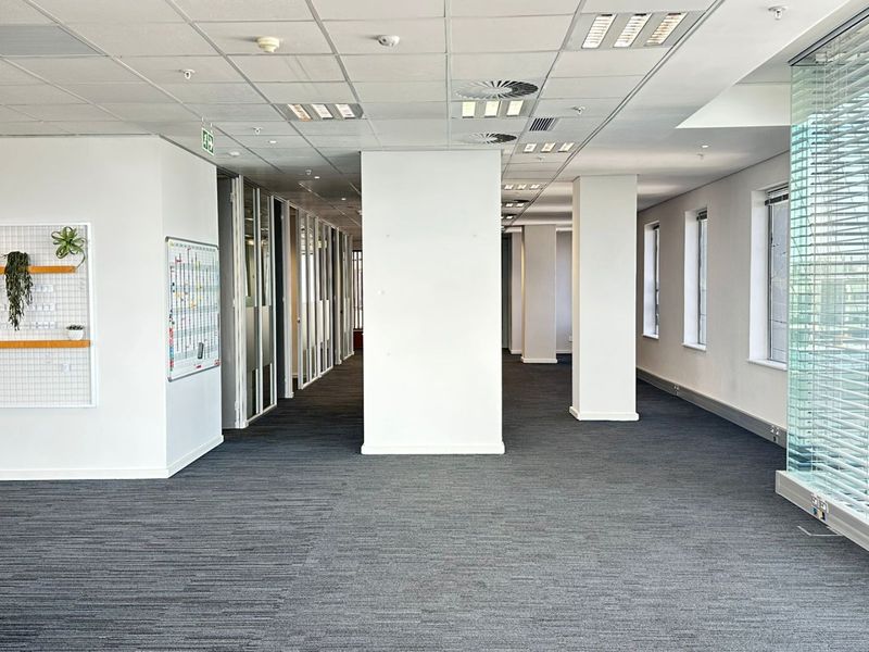 Office space to rent at 90 Grayston Drive, Morningside - Sandton - Photo 5