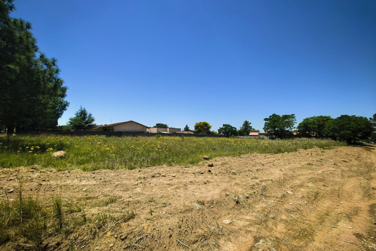 Prime Corner Double Stand in Deneysville, Free State - Photo 4