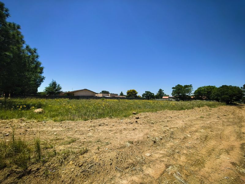 Prime Corner Double Stand in Deneysville, Free State - Photo 4