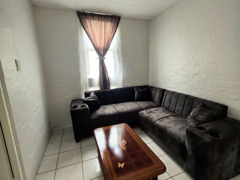 1 Bedroom, 1 Bathroom Sharing Apartment To Let In Umbilo, Durban - Photo 3