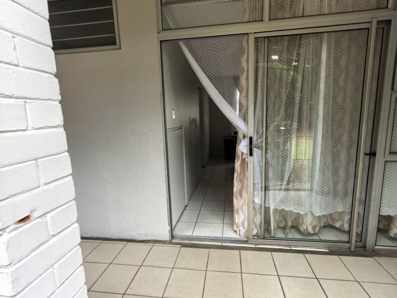 1 Bedroom, 1 Bathroom Sharing Apartment To Let In Umbilo, Durban - Photo 2