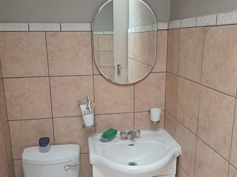 3 Bedroom Townhouse for Sale in Fourways – Fourways Gardens - Photo 10