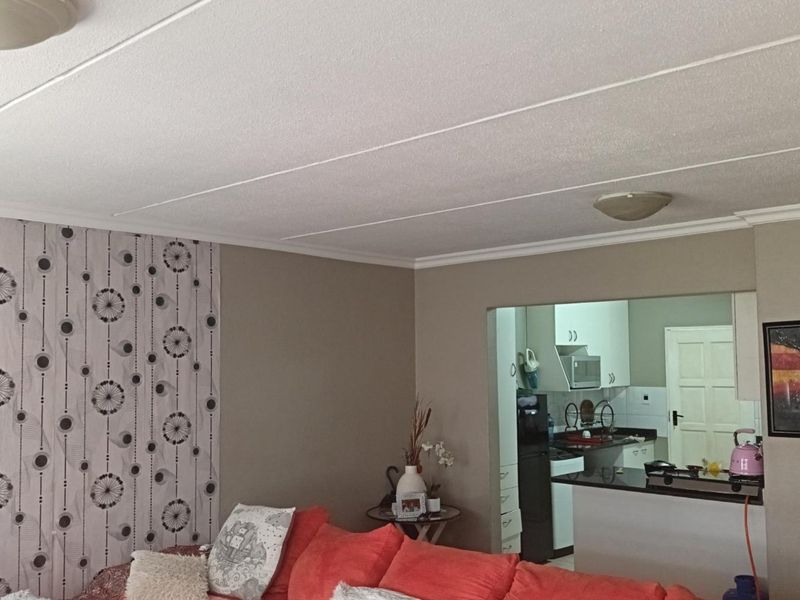 3 Bedroom Townhouse for Sale in Fourways – Fourways Gardens - Photo 9