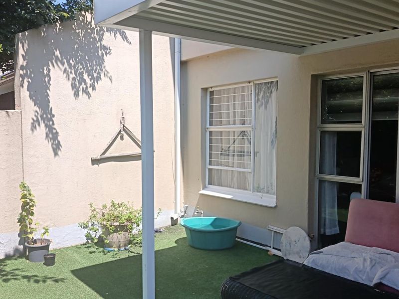 3 Bedroom Townhouse for Sale in Fourways – Fourways Gardens - Photo 2