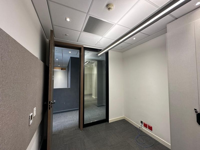 Modern office to rent in 90 Grayston Drive, Morningside- Sandton - Photo 10
