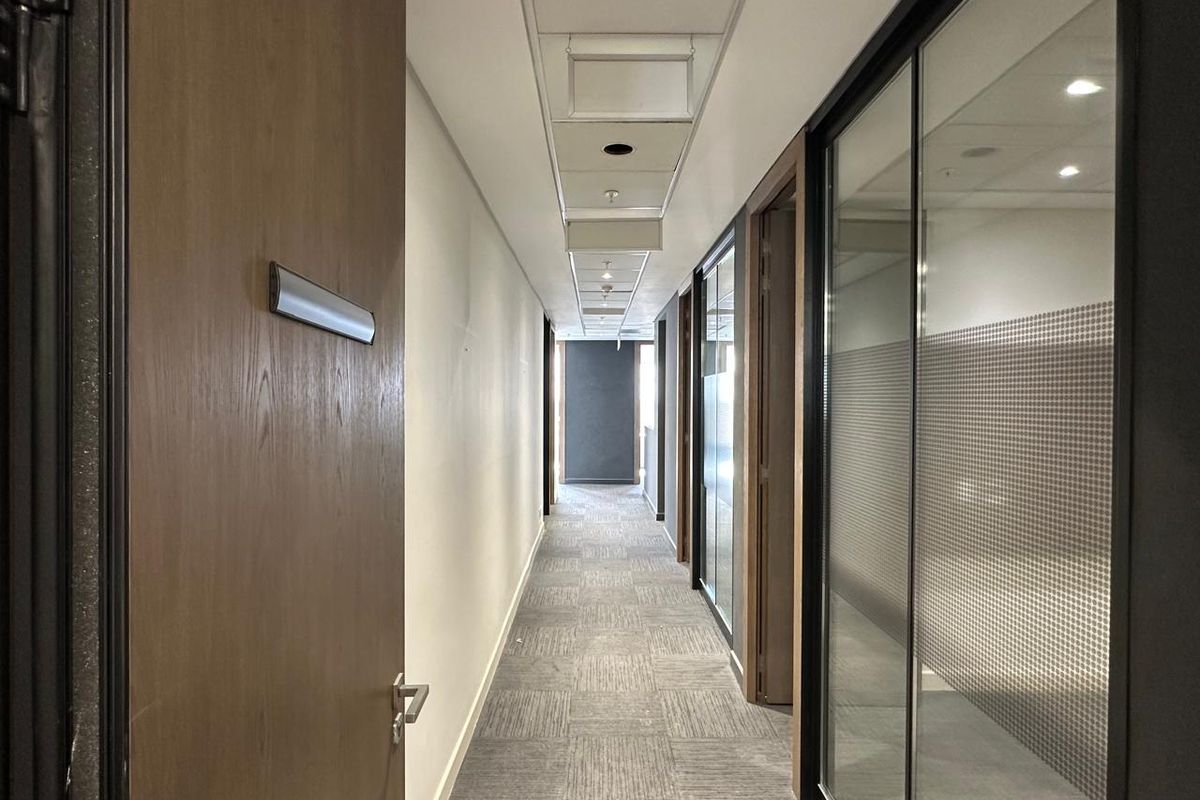 Modern office to rent in 90 Grayston Drive, Morningside- Sandton - Photo 4