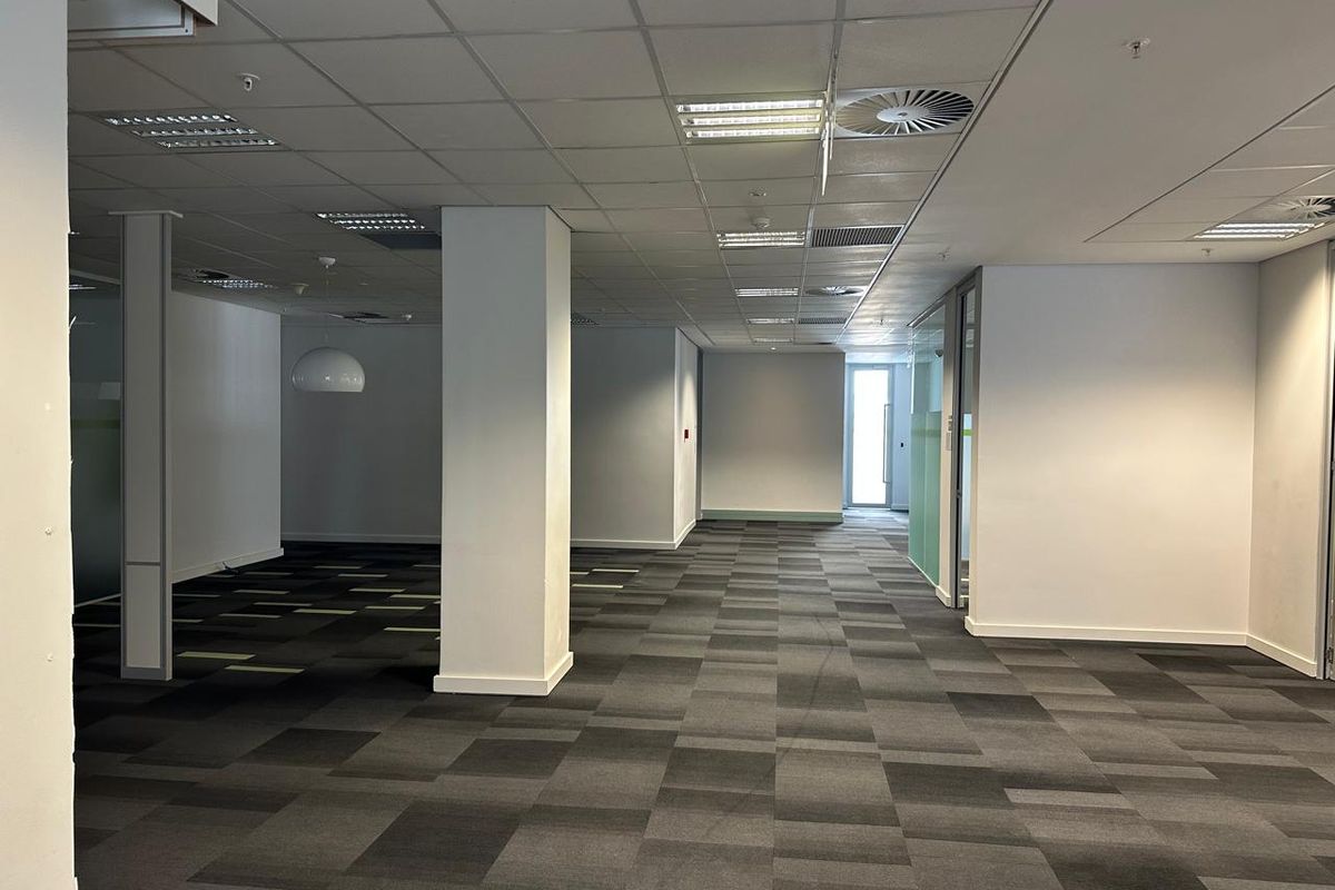 Spacious Office to rent  at 90 Grayston Drive, Morningside-Sandton.  - Photo 4