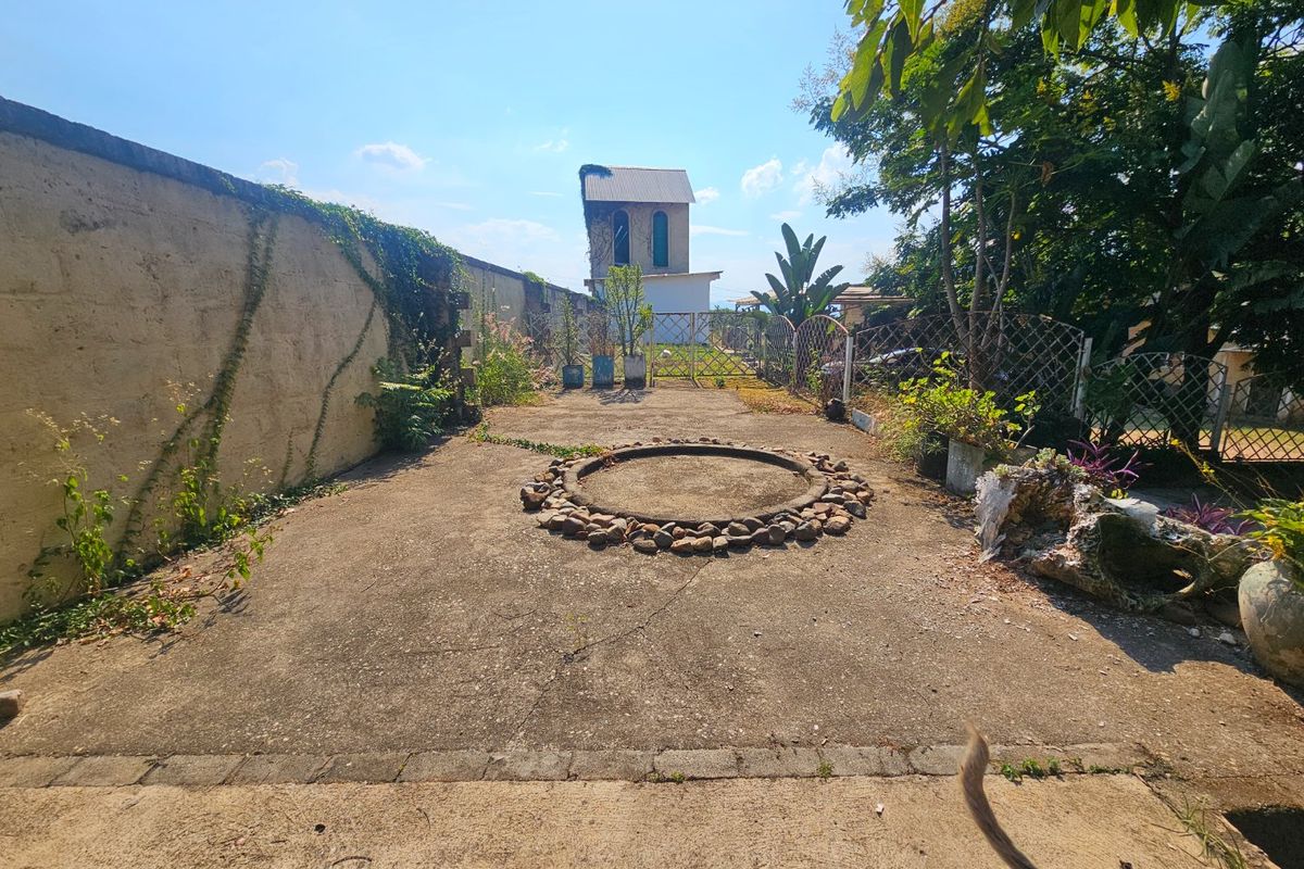 Stunning 3 Bedroom, Farmhouse Cottage  - Photo 3