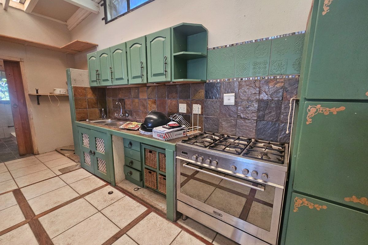 Stunning 3 Bedroom, Farmhouse Cottage  - Photo 5