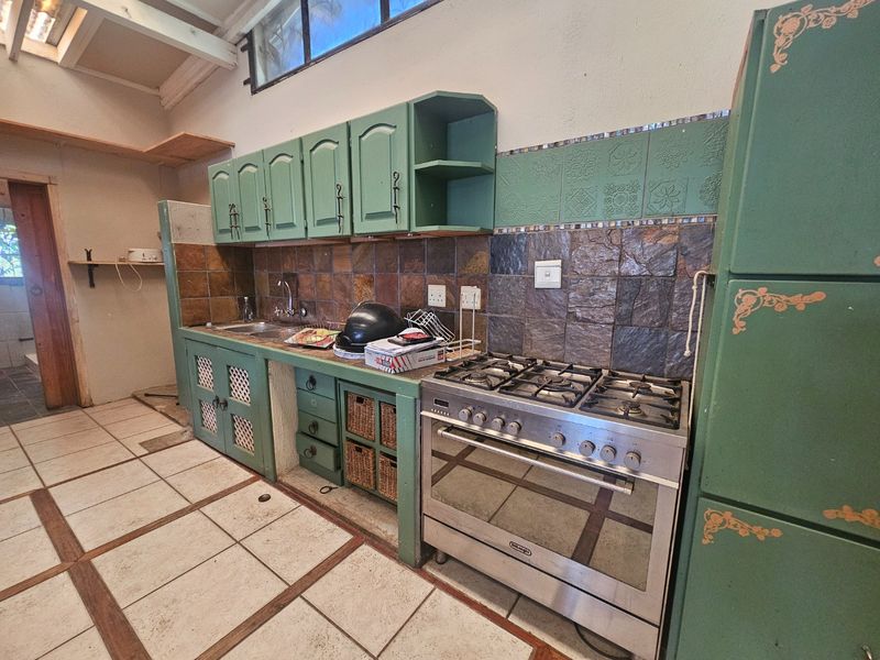 Stunning 3 Bedroom, Farmhouse Cottage  - Photo 5