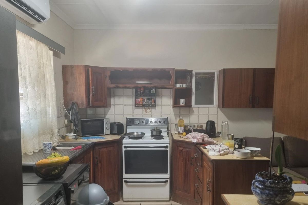 SOLE MANDATE - Photo 5