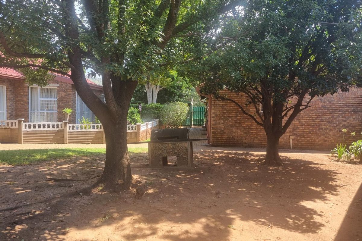 SOLE MANDATE - Photo 2