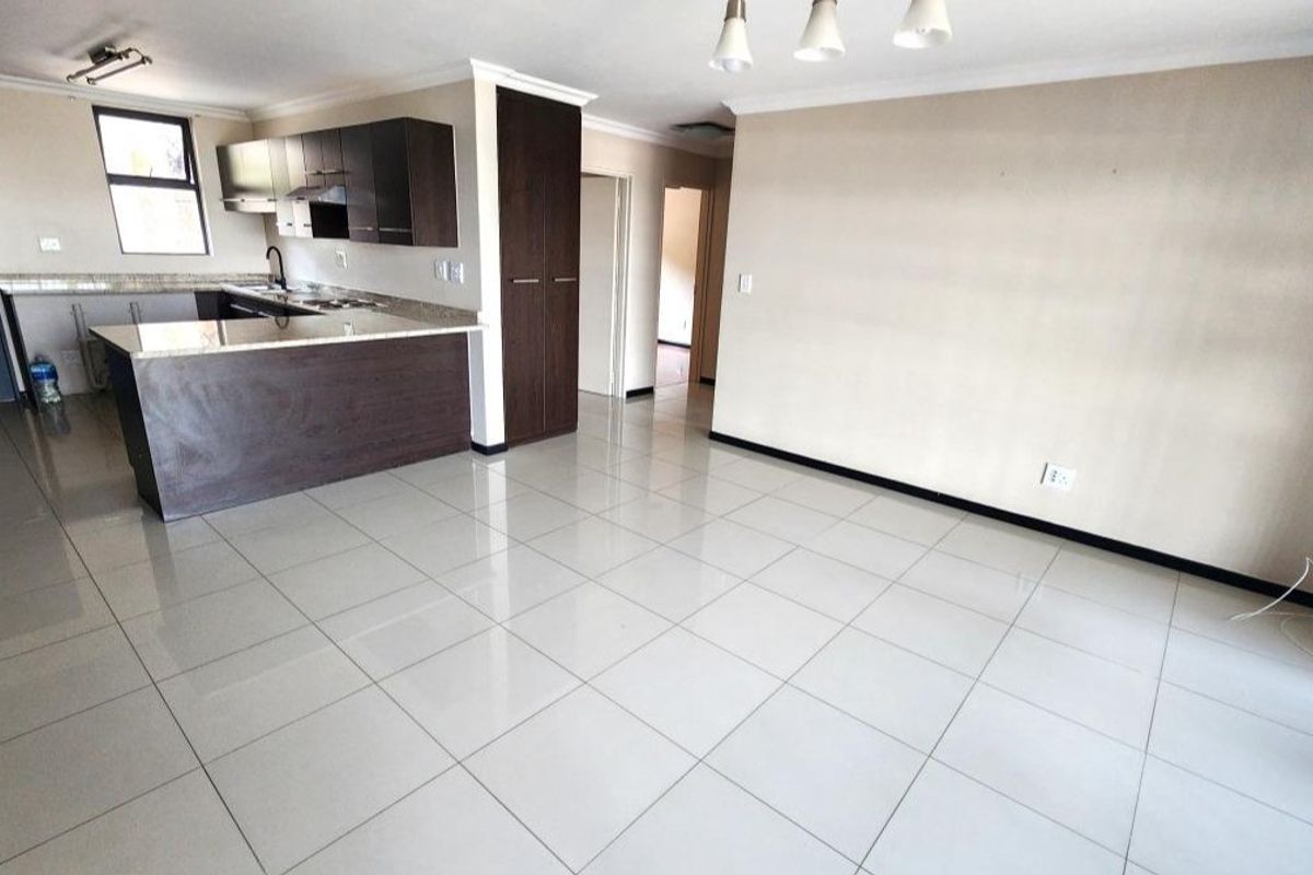 Secure & Affordable, Modern Apartment in Solheim Plus Carport, Lift & Gym - Photo 3