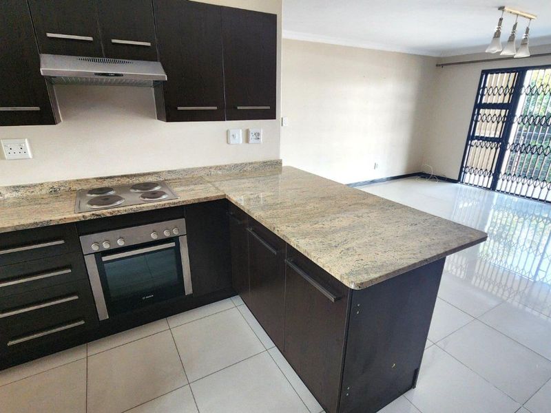 Secure & Affordable, Modern Apartment in Solheim Plus Carport, Lift & Gym - Photo 4