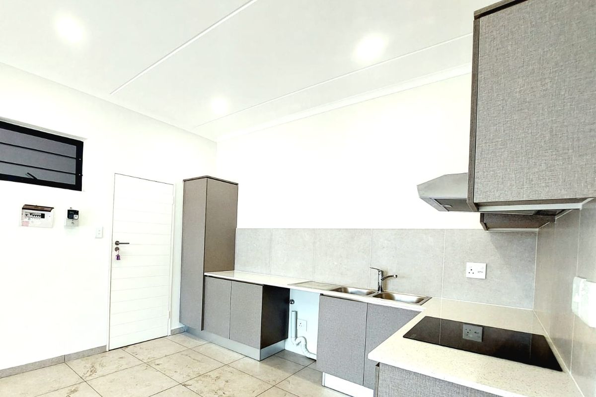 Modern 1-Bedroom Apartment – Starting from R898 275 - Photo 5