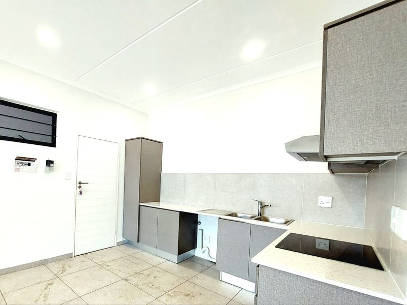 Modern 1-Bedroom Apartment – Starting from R898 275 - Photo 5
