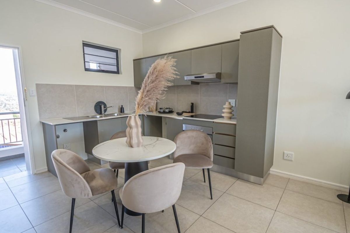 Modern 2-Bedroom Apartment – Starting from R1 366 050 - Photo 2