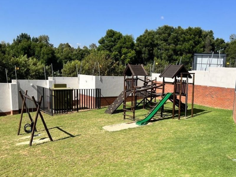 Luxury Meets Convenience – 1 Bedroom Apartment from R940 000 - Photo 4