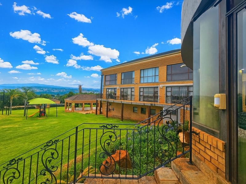 MAJESTIC MASTERPIECE - Photo 2