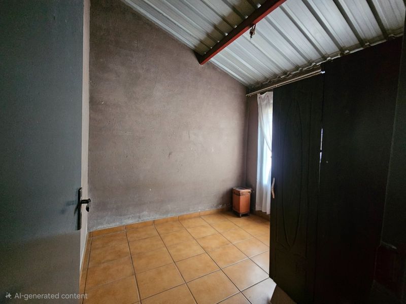 2 BEDROOM HOUSE FOR SALE - Photo 9