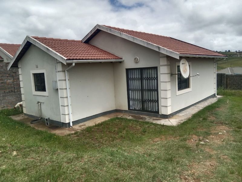 3 bedroom house for sale in Mthatha - Photo 3