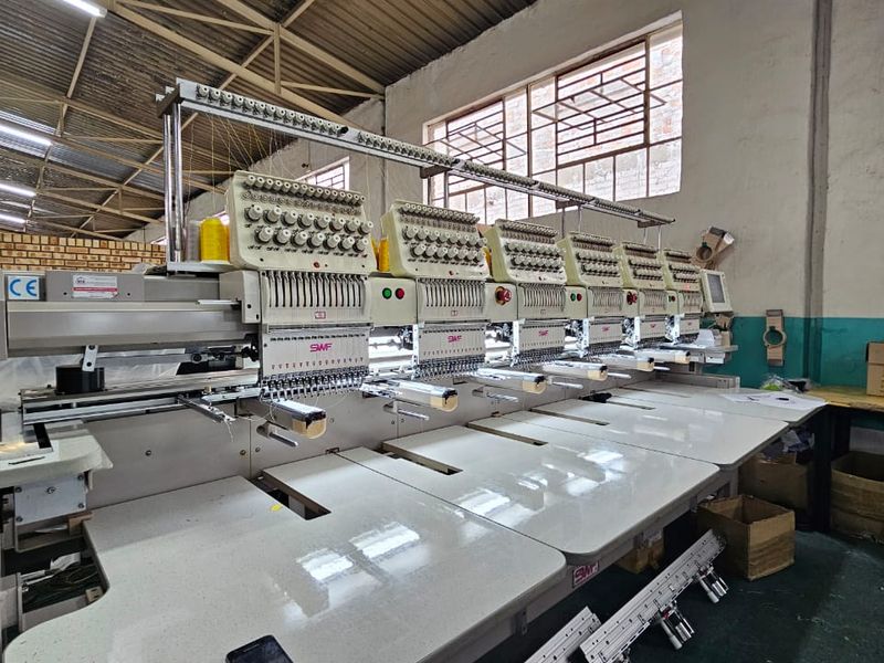 Established embroidery and printing factory. - Photo 5