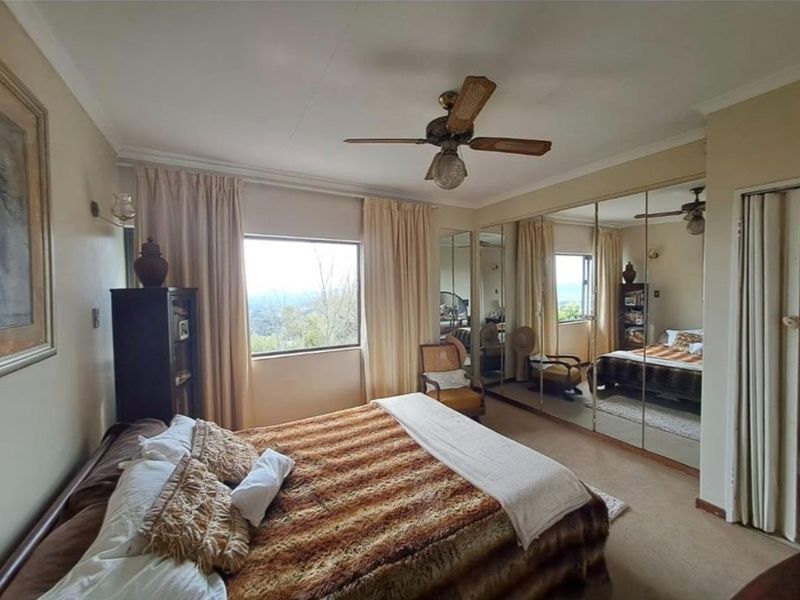 Modern Three-Storey Townhouse in Wonderboom - Photo 3