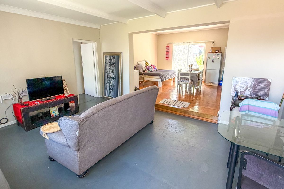 Double the Charm, Double the Potential in Gonubie Avenues - Photo 3