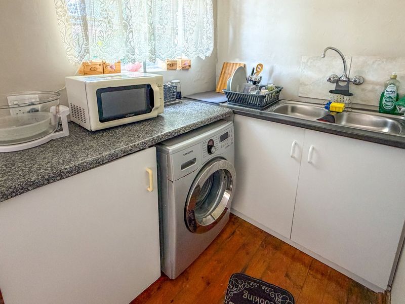 Double the Charm, Double the Potential in Gonubie Avenues - Photo 9