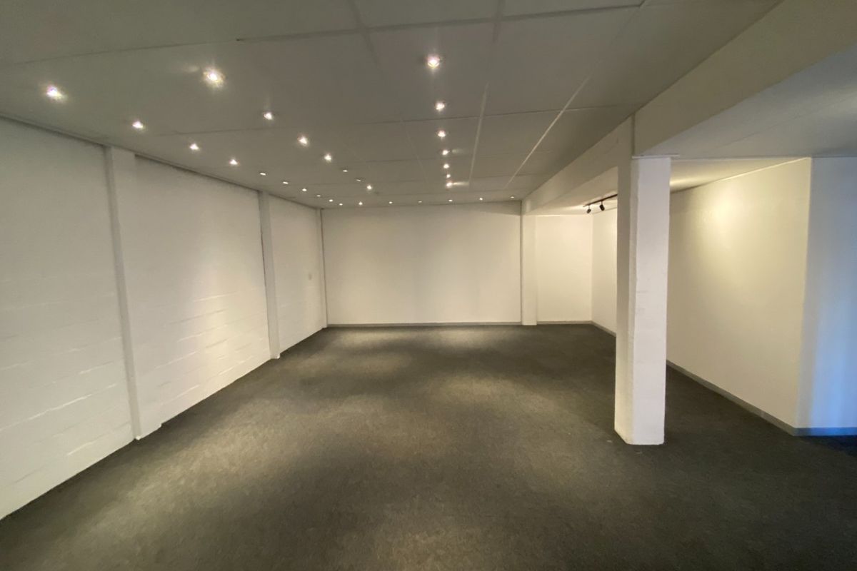 375m2 Industrial Space to Let  - Photo 5