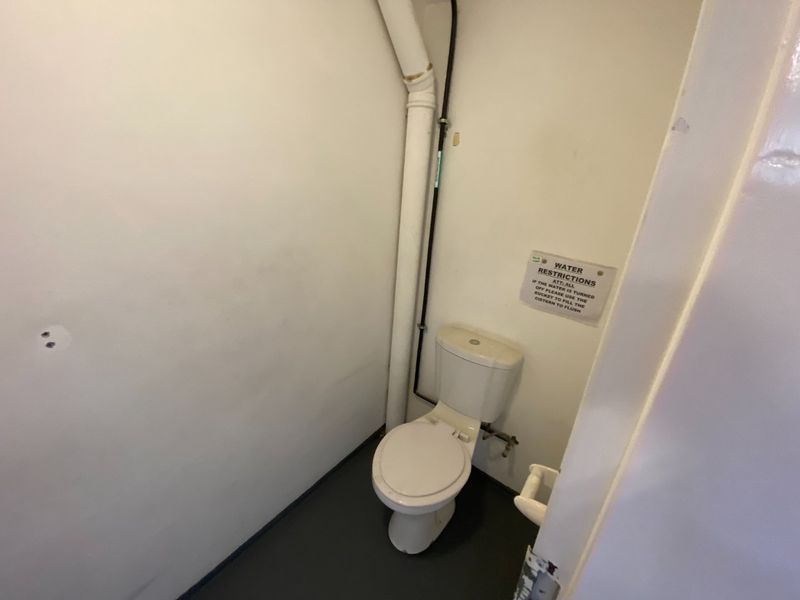 375m2 Industrial Space to Let  - Photo 6