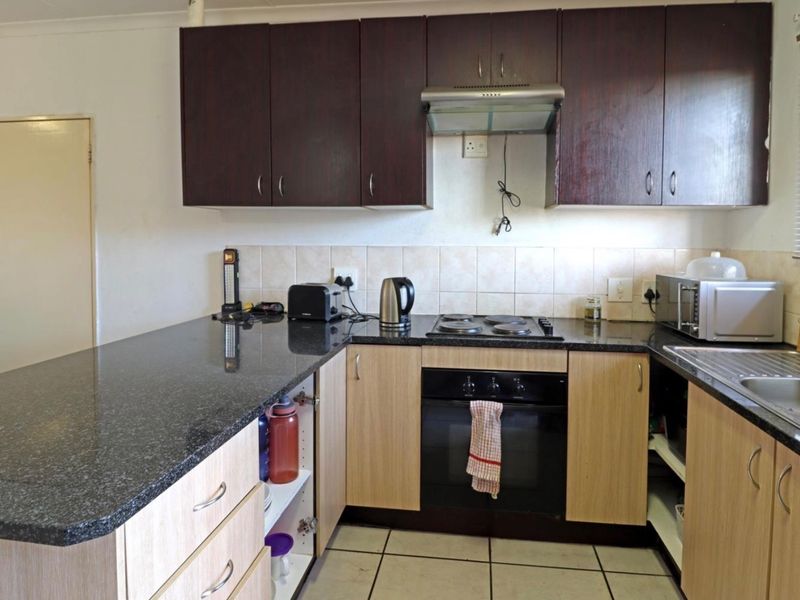 Nice townhouse for sale in a peaceful location  - Photo 4