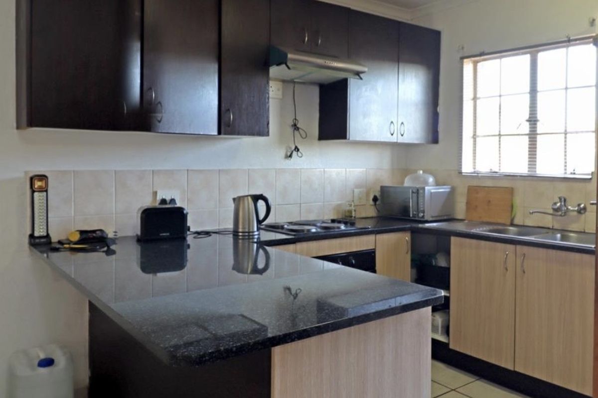 Nice townhouse for sale in a peaceful location  - Photo 3