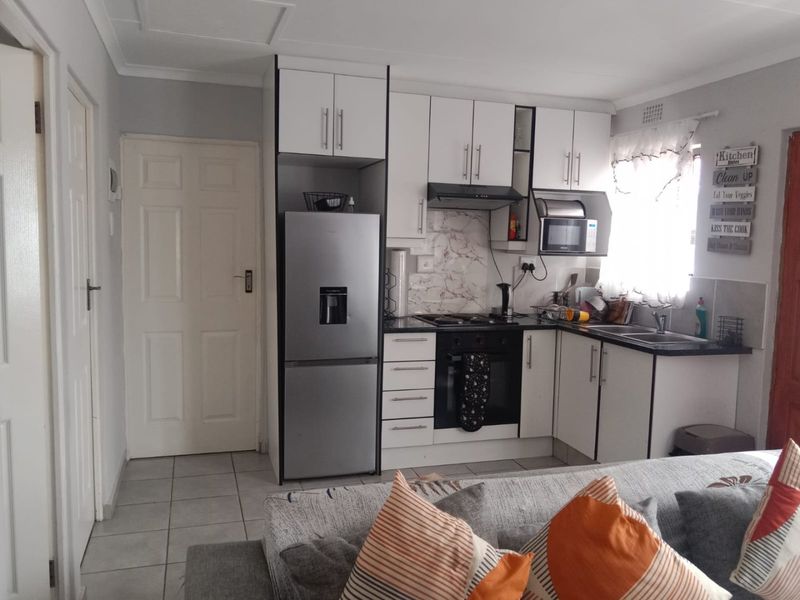 2 bedroom apartment for sale  - Photo 3