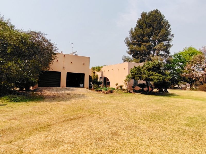 Charming 2.2  Smallholding in Mooilande. - Photo 5