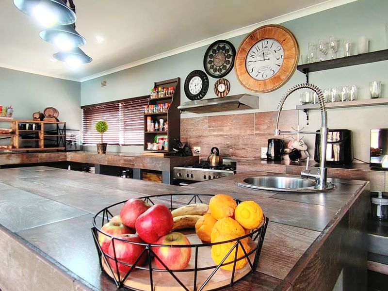 Ultimate Family Farmhouse with Flat, Solar, and Storage. - Photo 3