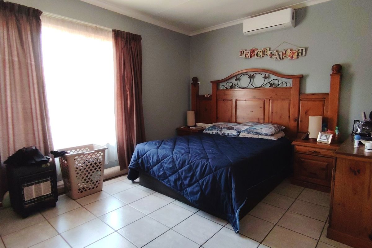 Facebrick Townhouse – Move-In Ready! - Photo 4